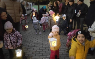 Márton napi családi nap a Kuckó Bölcsődében és a Babóca M...